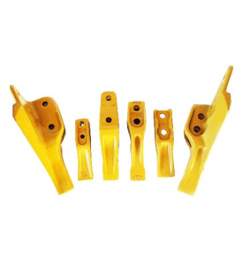 Godet 1.8 à 2.5 tonnes type AR30 300mm dents boulonnées M12.4